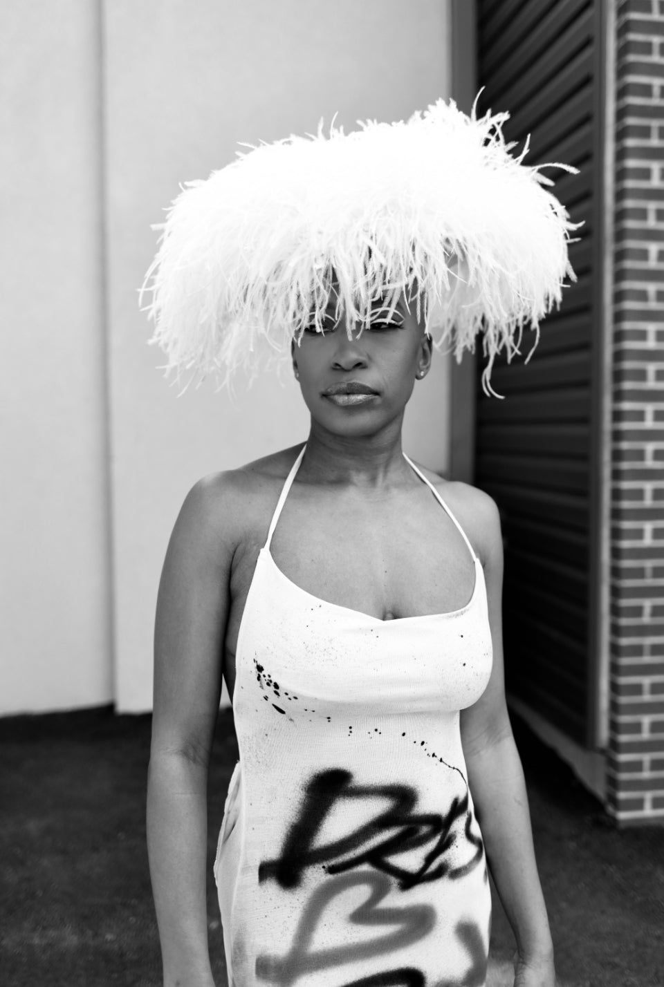 Fancy ostrich saucer hat