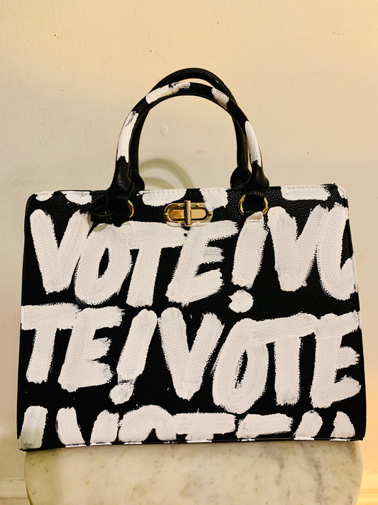 Vote graffiti tote